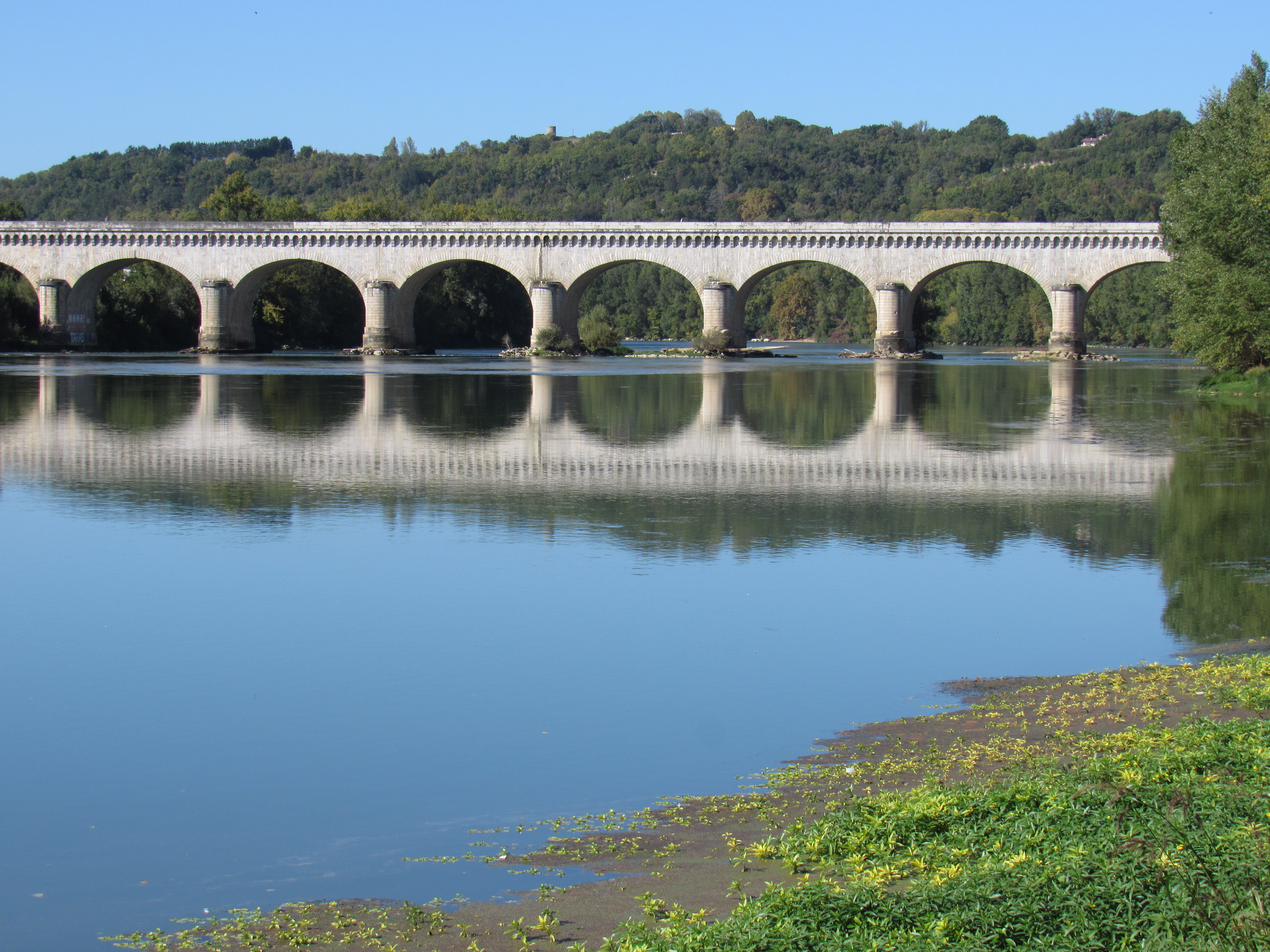Image du pont canal à Agen